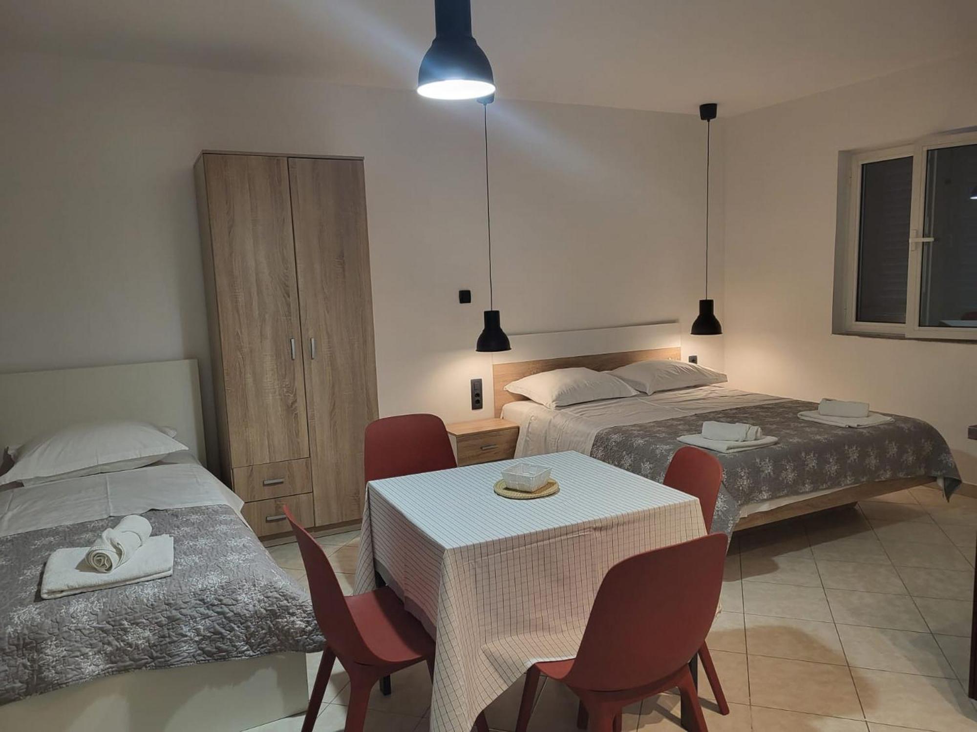 Batkoski Apartments Паг Екстериор снимка
